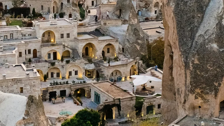 when to visit cappadocia